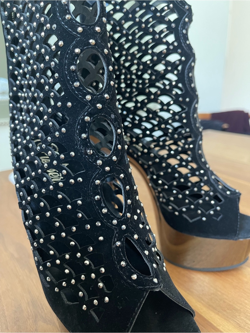 Pleasers Black Cutout Platform High Heel Booties New - Picture 8 of 8